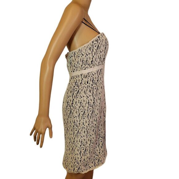 JS Collections Lace Strapless Dress (Size 8) - Picture 2 of 8